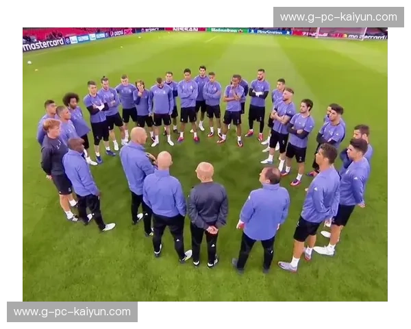 当银河战舰驶入海河:皇马vs天津泰达,一场关于青春、跨界与纯粹足球的梦幻礼赞 当银河战舰驶入海河:皇马vs天津泰达,一场关于青春、跨界与纯粹足球的梦幻礼赞